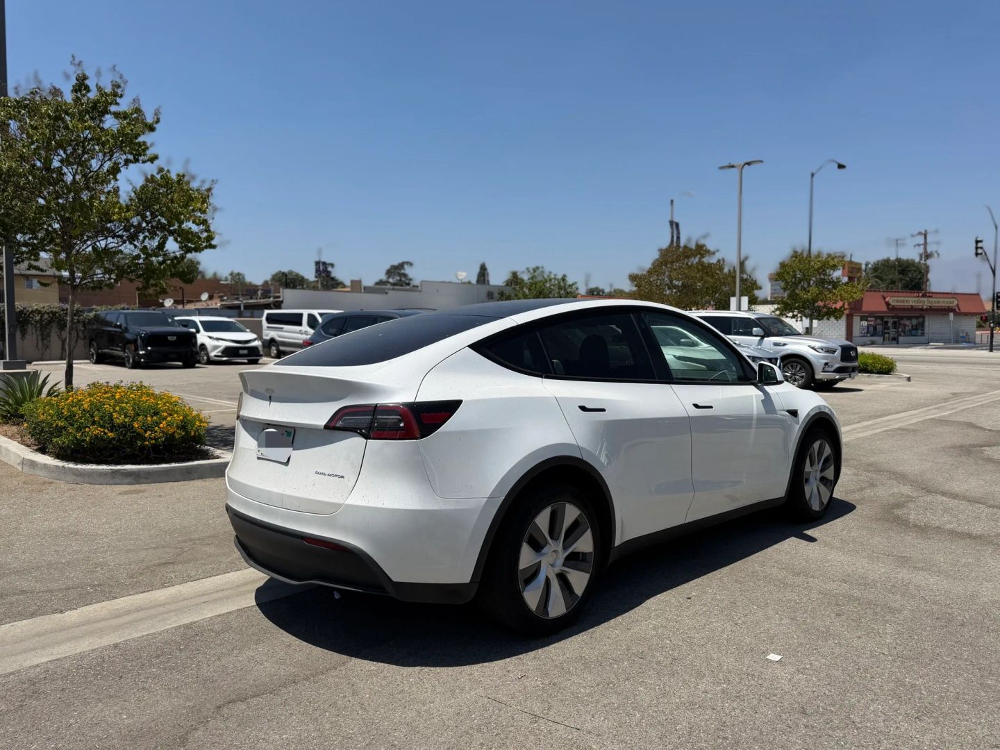 tesla model y 2023 7SAYGDEE6PA079924 image tesla model y 2023 7SAYGDEE6PA079924 image